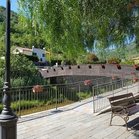 Modern Flat With Panoramic Terrace In Zuccarelloアパートメント エクステリア 写真