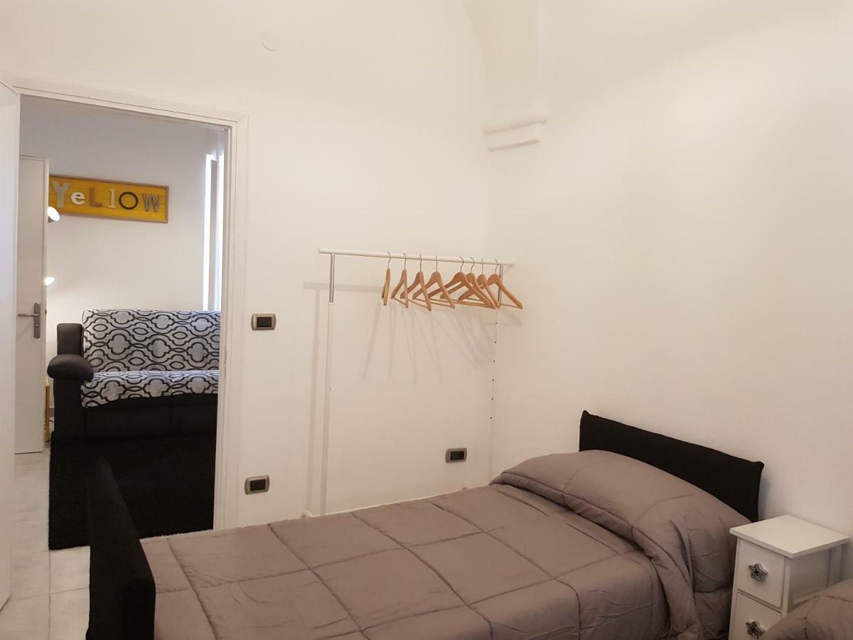Modern Flat With Panoramic Terrace In Zuccarelloアパートメント エクステリア 写真